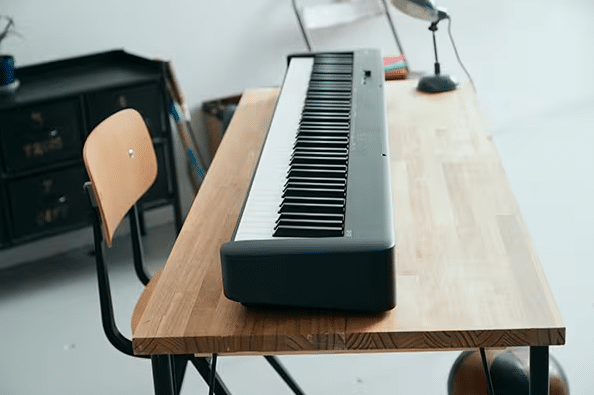 138 - Piano Numérique Portatif